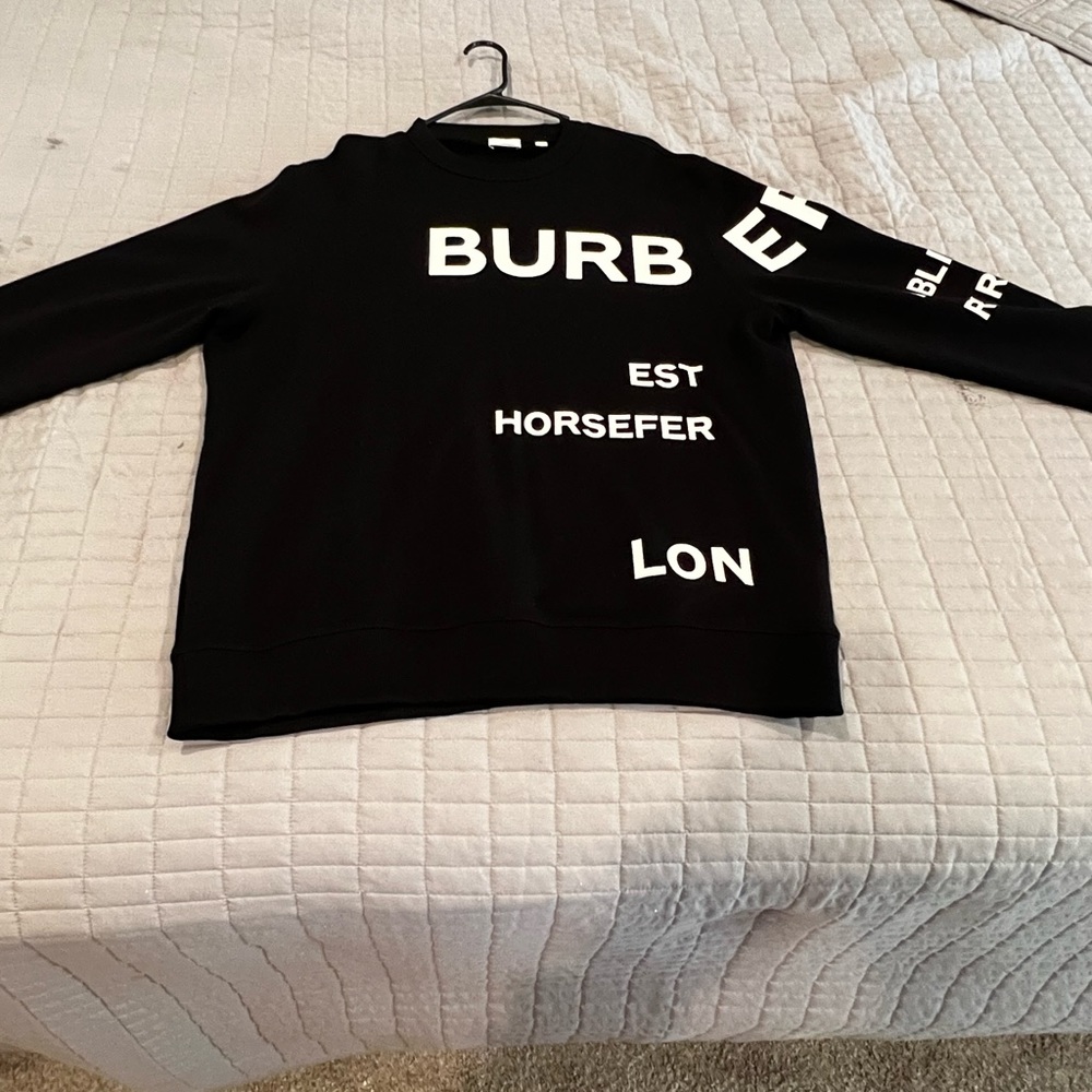 Burberry Sweatshirt
